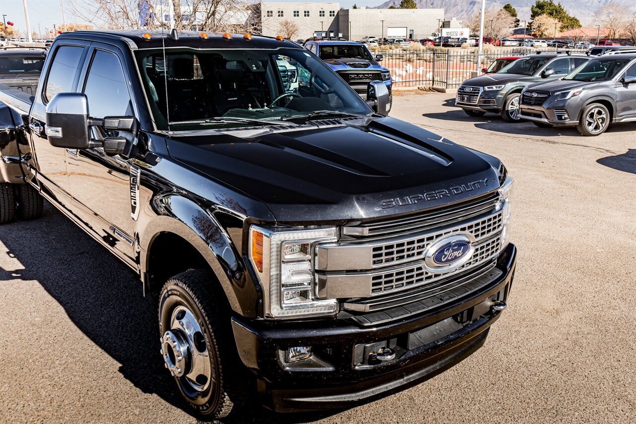 Used 2019 Ford F350 Platinum w/ Platinum Ultimate Package image 9