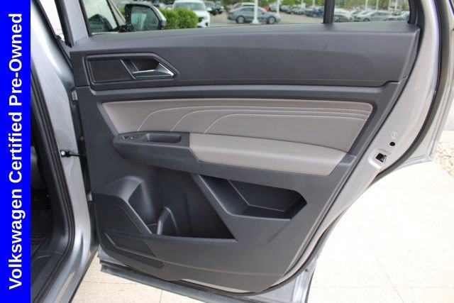 Used 2023 Volkswagen Atlas Cross Sport SE w/ Black Wheel Package AWD/4WD image 24