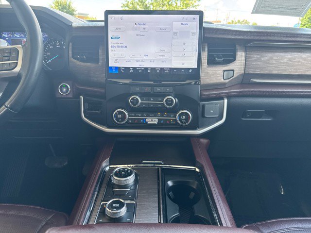 Used 2024 Ford Expedition Limited AWD/4WD image 10