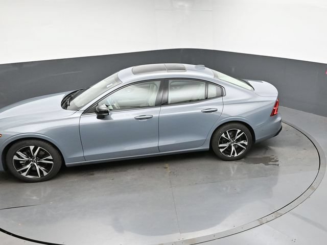 Used 2023 Volvo S60 B5 Plus FWD image 43