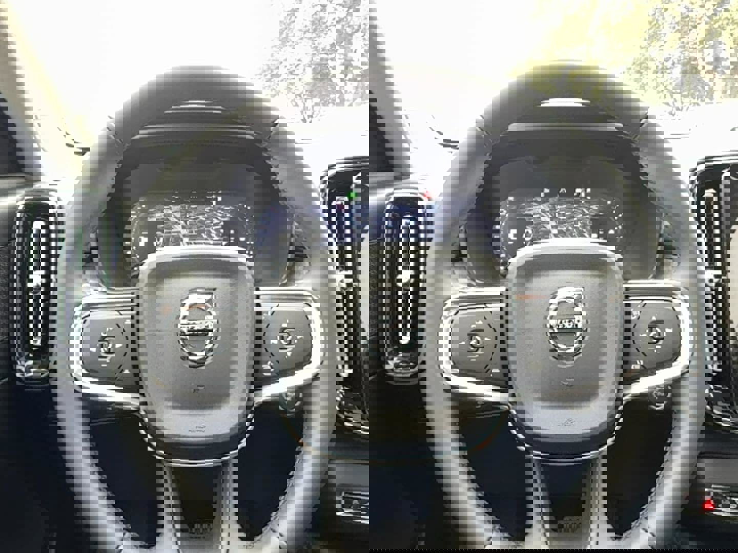 New 2026 Volvo XC40 B4 Core image 19