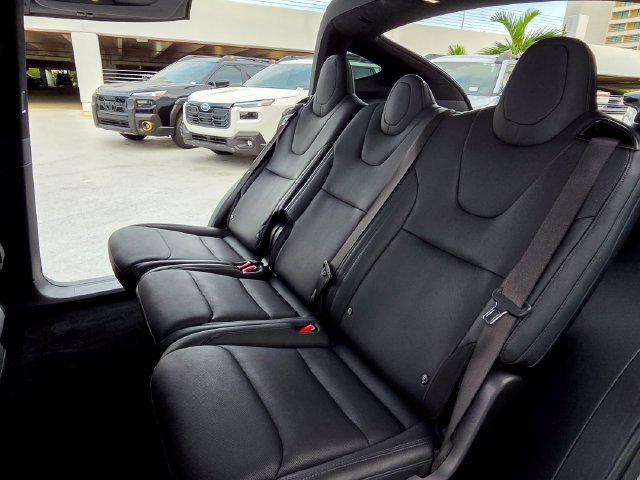 Used 2022 Tesla Model X AWD/4WD image 21