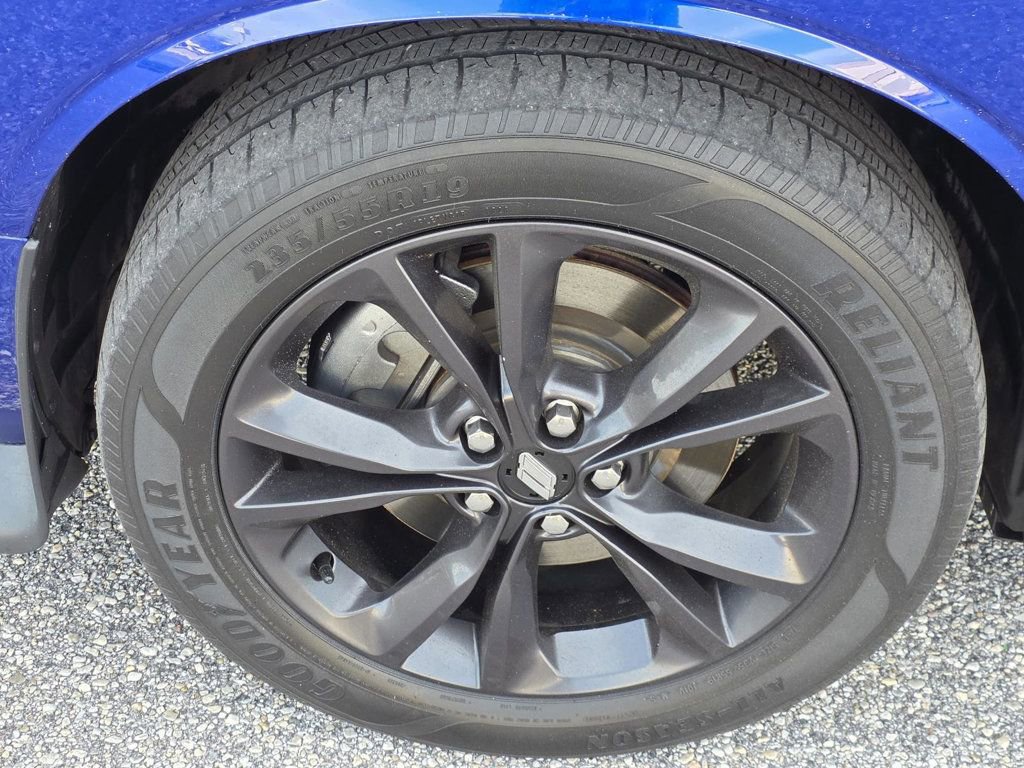 Used 2020 Dodge Challenger GT w/ Plus Package AWD/4WD image 38