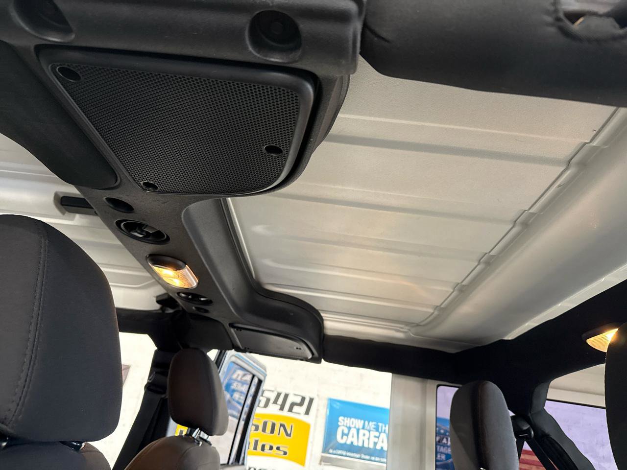 Used 2018 Jeep Wrangler Unlimited Sport w/ Connectivity Group image 27