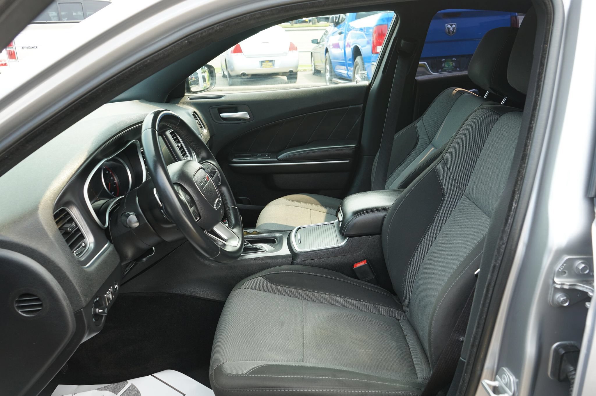 Used 2016 Dodge Charger SXT w/ Rallye Group RWD image 23