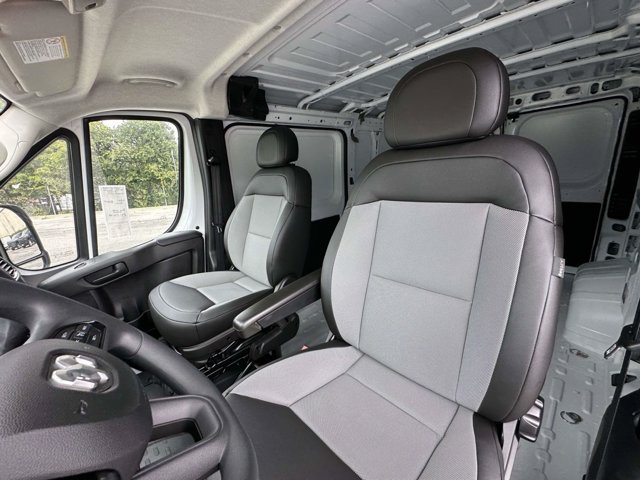 New 2025 RAM ProMaster 1500 w/ Premium Convenience Group FWD image 19