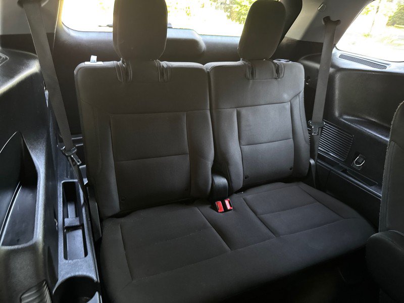 Used 2020 Ford Explorer XLT w/ Comfort Package AWD/4WD image 32