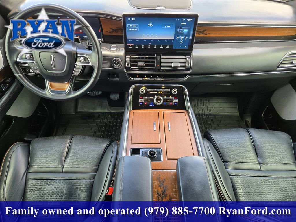 Used 2024 Lincoln Navigator L Black Label AWD/4WD image 19