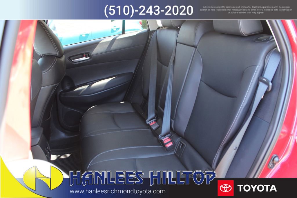 Used 2024 Toyota Corolla Cross XLE w/ Convenience Package FWD image 16