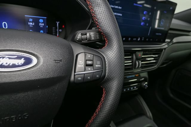 Used 2023 Ford Escape ST-Line w/ Tech Pack #1 FWD image 32