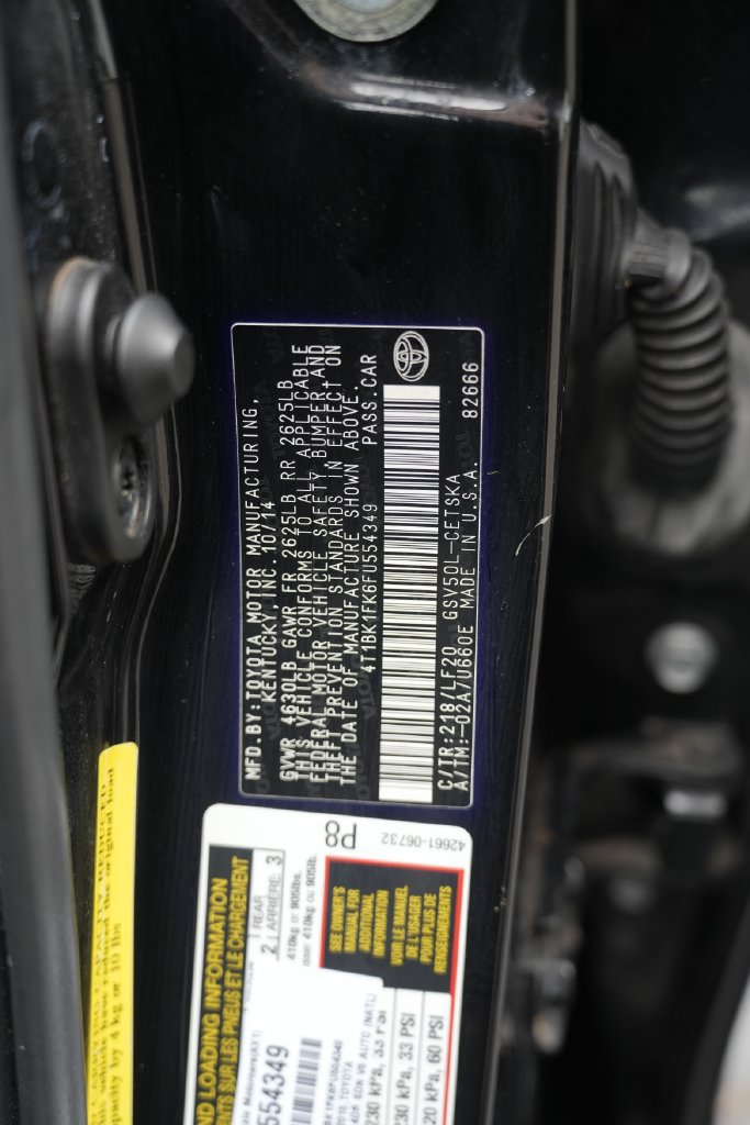 Used 2015 Toyota Camry XSE FWD image 61
