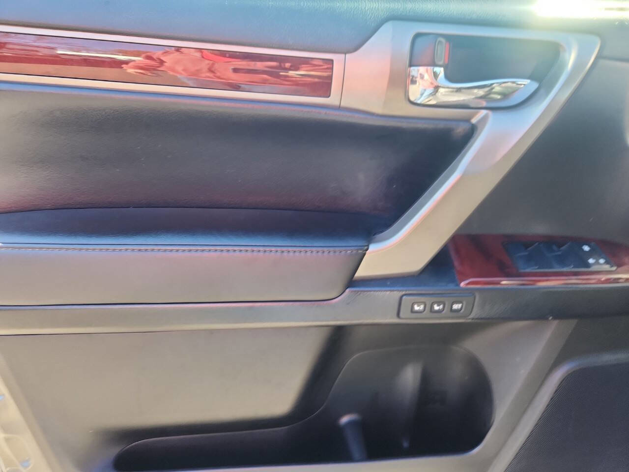 Used 2013 Lexus GX 460 image 12