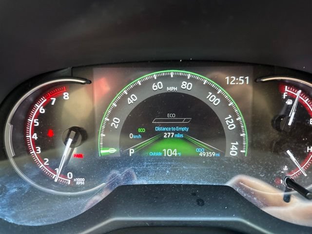 Used 2023 Toyota RAV4 LE FWD image 7