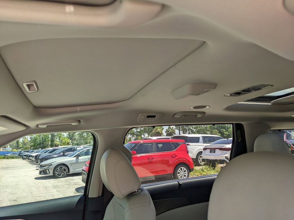 New 2026 Kia Carnival SX Prestige image 20