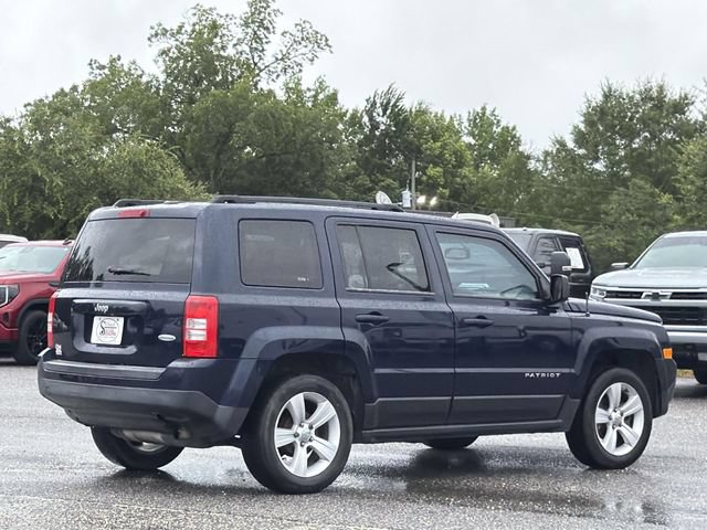 Used 2014 Jeep Patriot Latitude FWD image 28