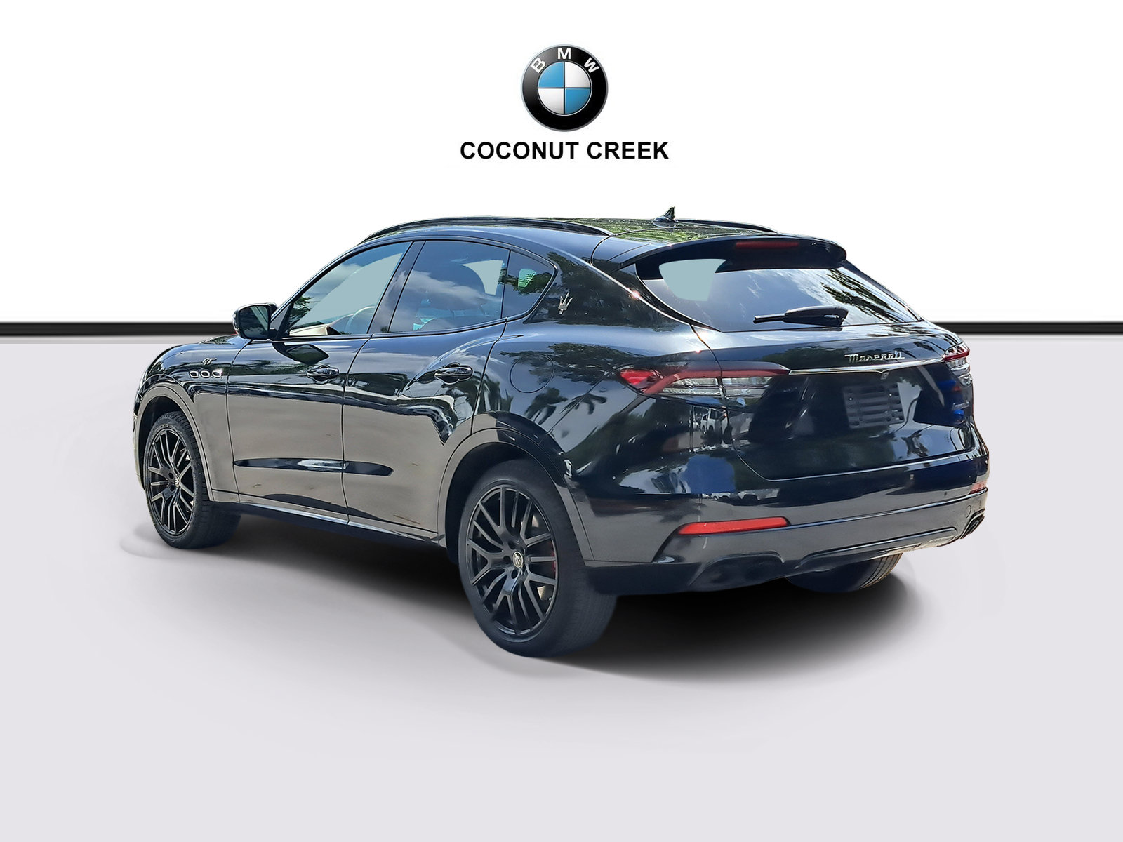 Used 2022 Maserati Levante GT AWD/4WD image 3