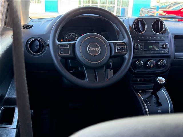 Used 2016 Jeep Patriot Sport FWD image 9