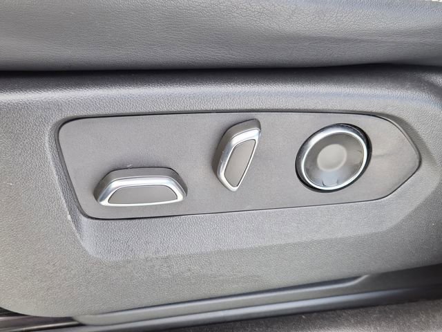 Used 2023 Cadillac Escalade Sport image 18