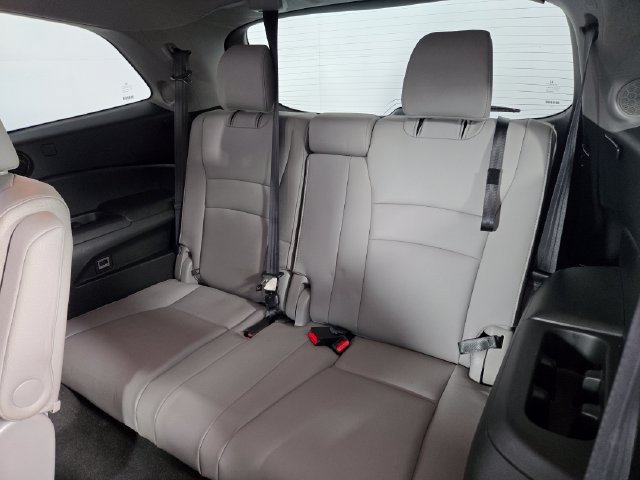 Used 2022 Honda Pilot Elite image 16