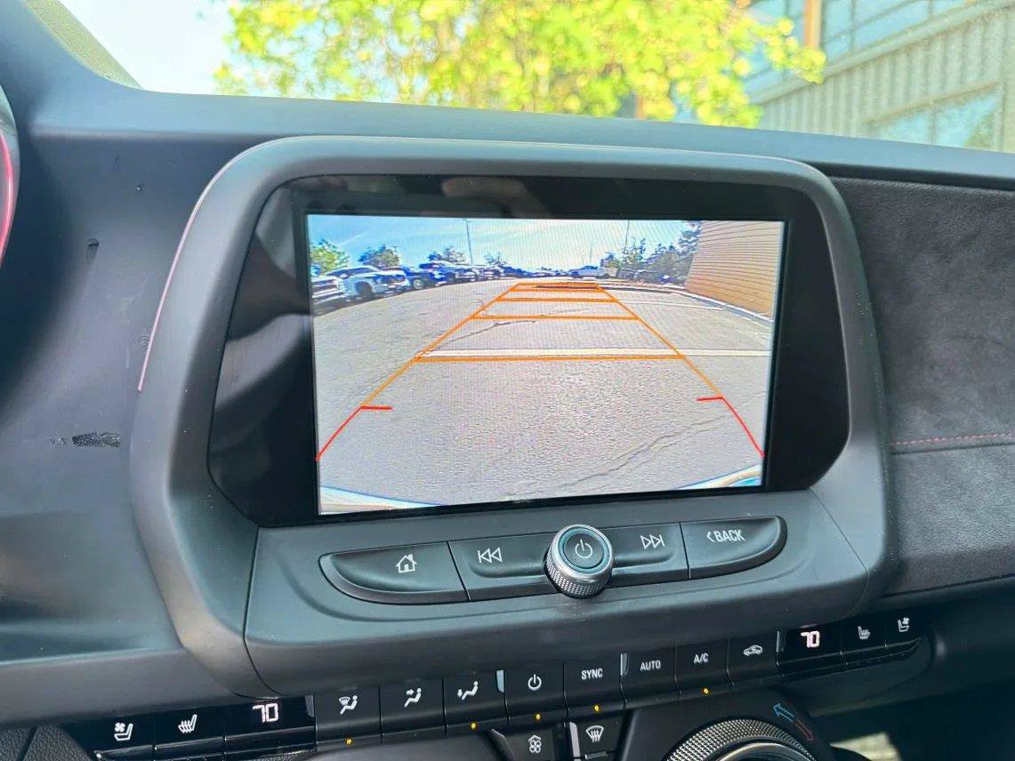 Used 2017 Chevrolet Camaro ZL1 RWD image 18