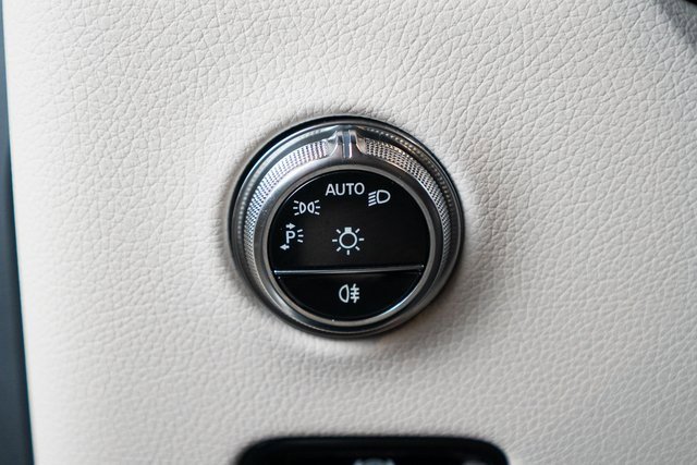 New 2026 Mercedes-Benz GLC 300 4MATIC image 17