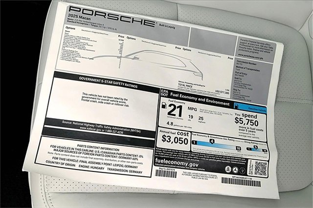 New 2025 Porsche Macan image 41