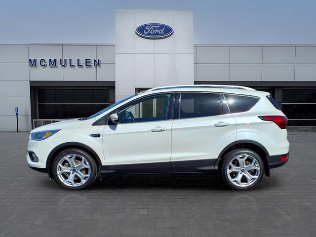 Certified 2019 Ford Escape Titanium AWD/4WD image 2