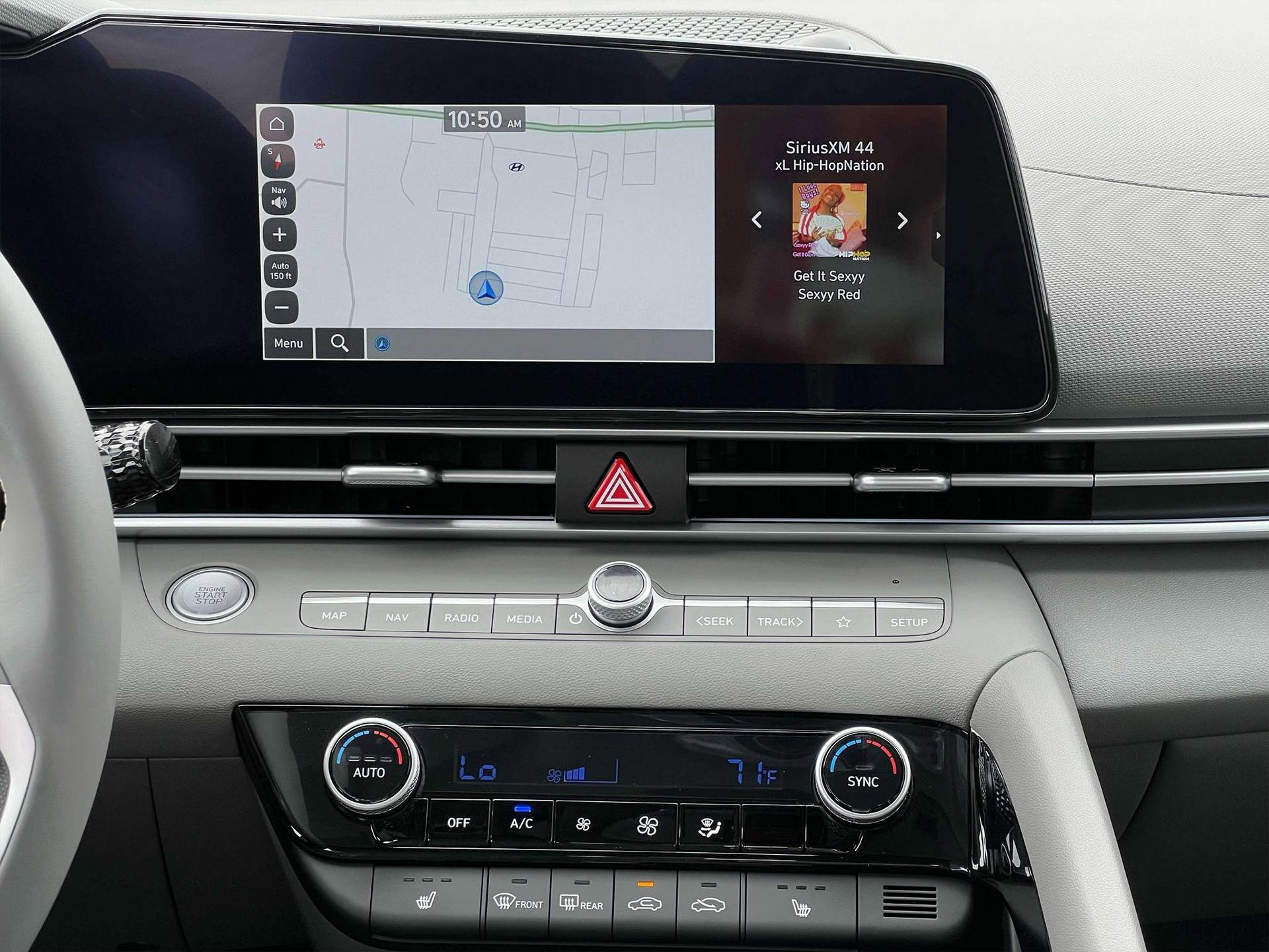 New 2024 Hyundai Elantra SEL w/ Convenience Package image 19