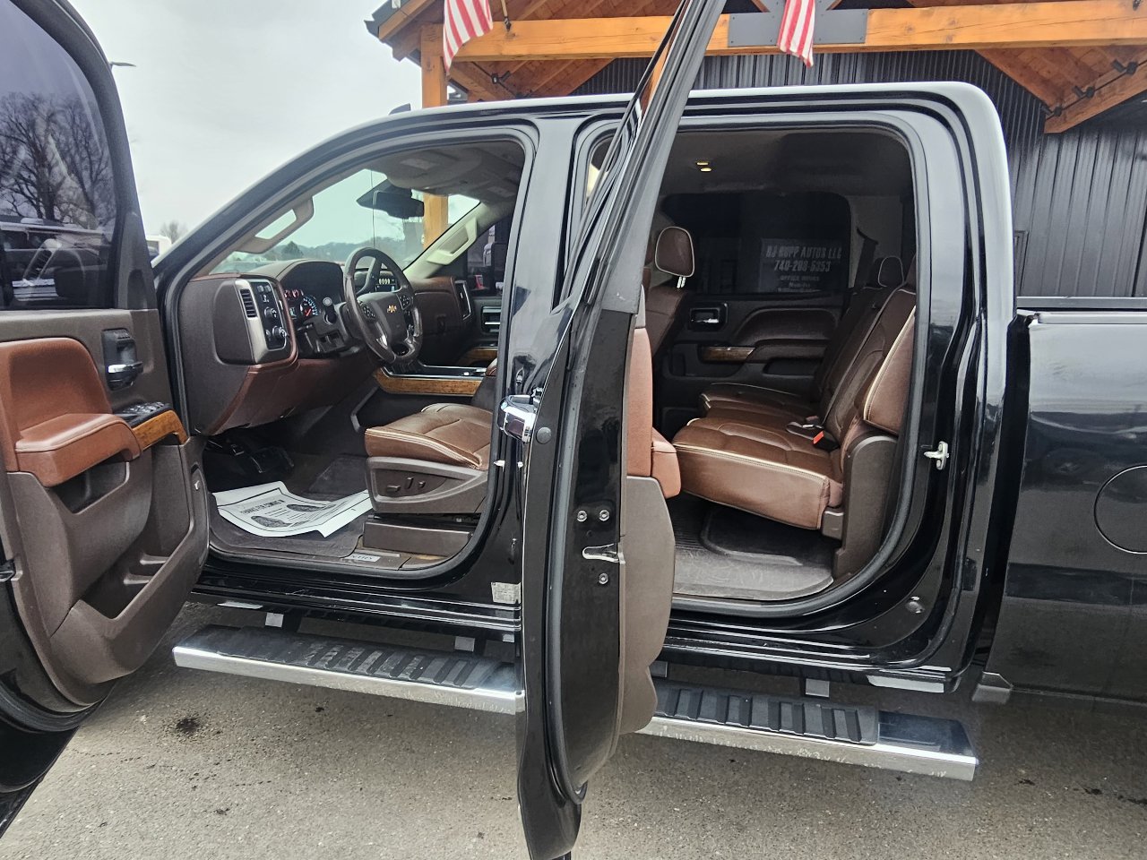 Used 2016 Chevrolet Silverado 2500 High Country w/ Duramax Plus Package image 7