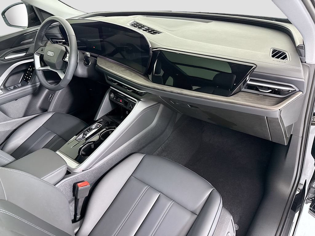 Used 2026 Audi Q5 Premium w/ Premium Plus AWD/4WD image 18