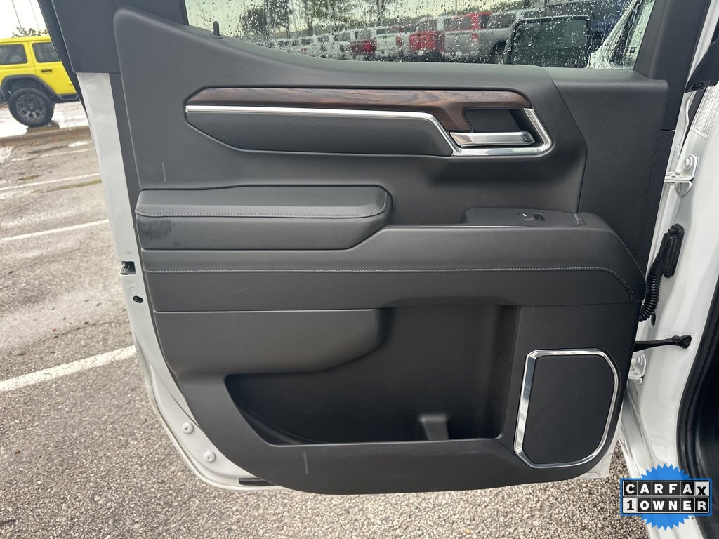 Used 2024 GMC Sierra 1500 SLT image 42