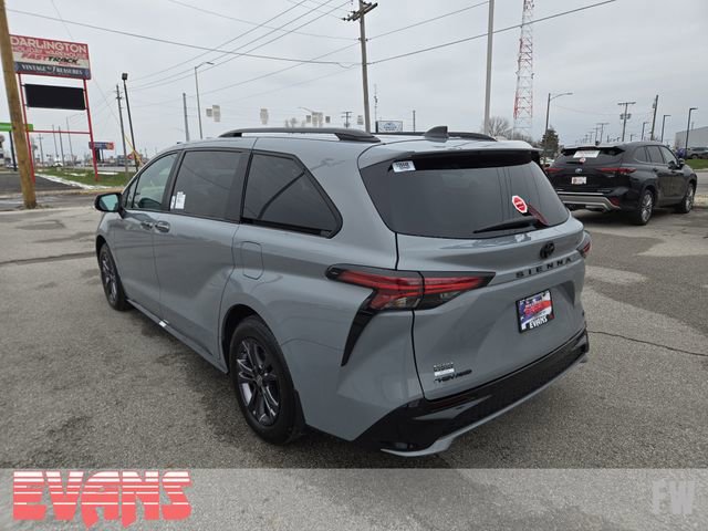 New 2026 Toyota Sienna XSE image 29