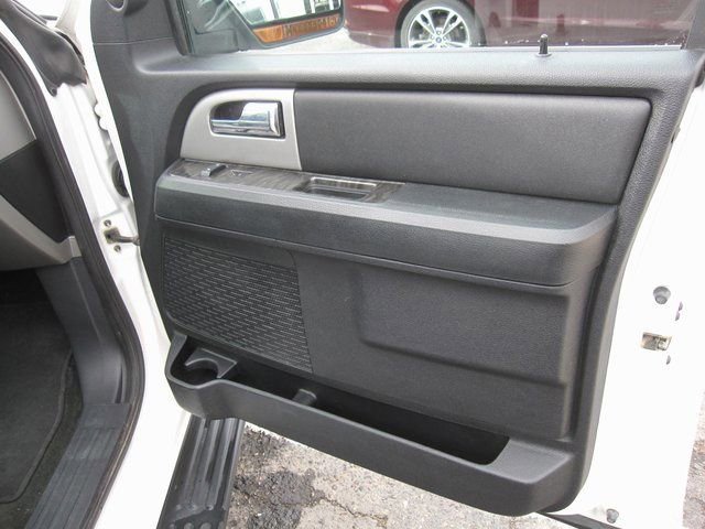 Used 2016 Ford Expedition Limited AWD/4WD image 34