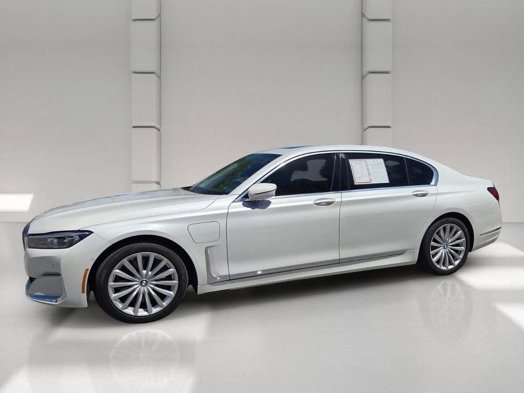 Used 2020 BMW 745e xDrive AWD/4WD image 8