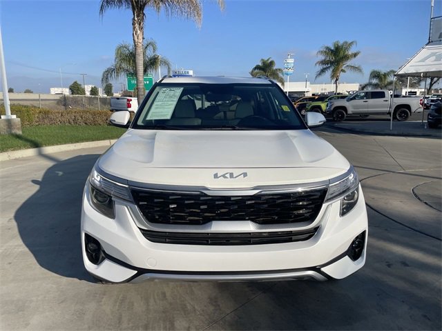 Used 2022 Kia Seltos EX image 3