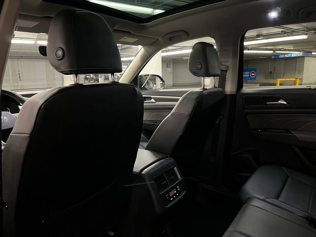 Used 2023 Volkswagen Atlas SE w/ Panoramic Sunroof Package image 24