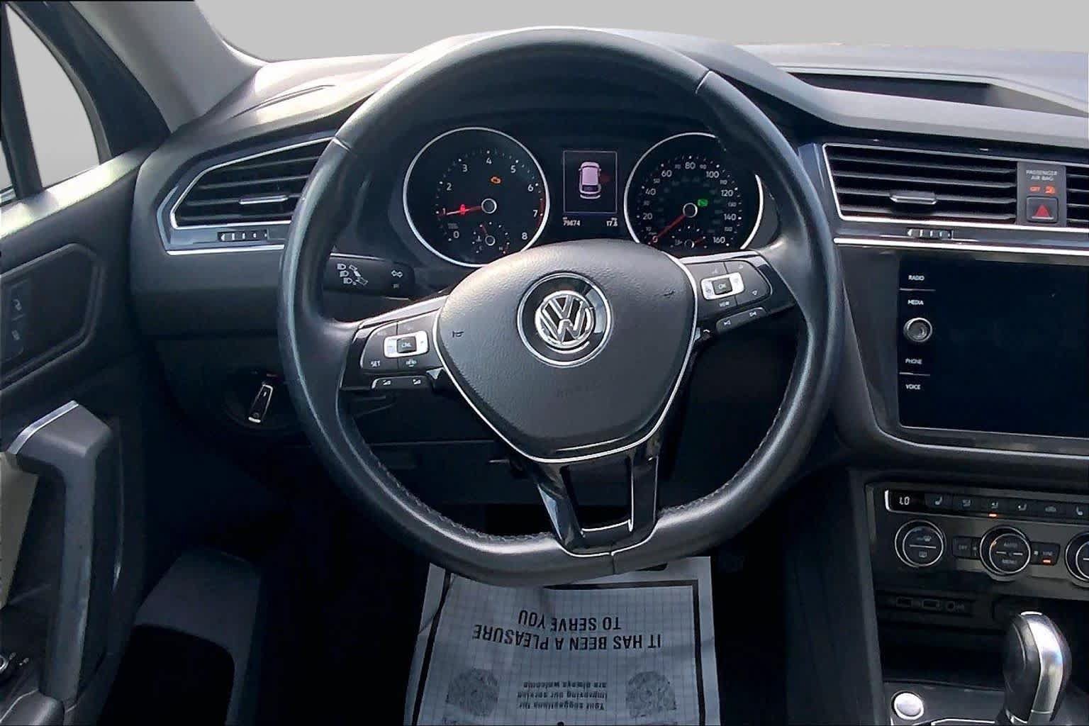 Used 2019 Volkswagen Tiguan SE w/ Panoramic Sunroof Package FWD image 6