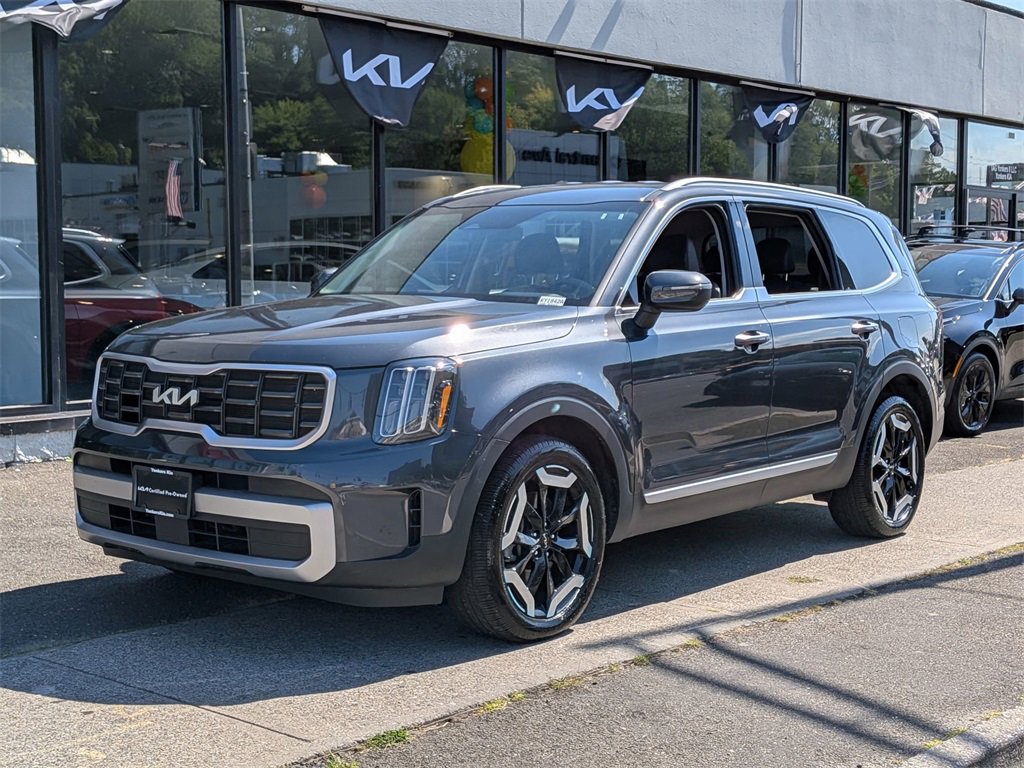 Used 2023 Kia Telluride S video 1