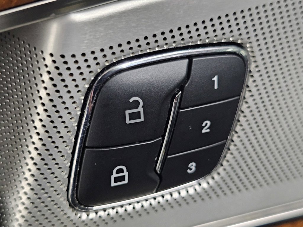 Used 2019 Lincoln Nautilus Reserve w/ Ultimate Package AWD/4WD image 30