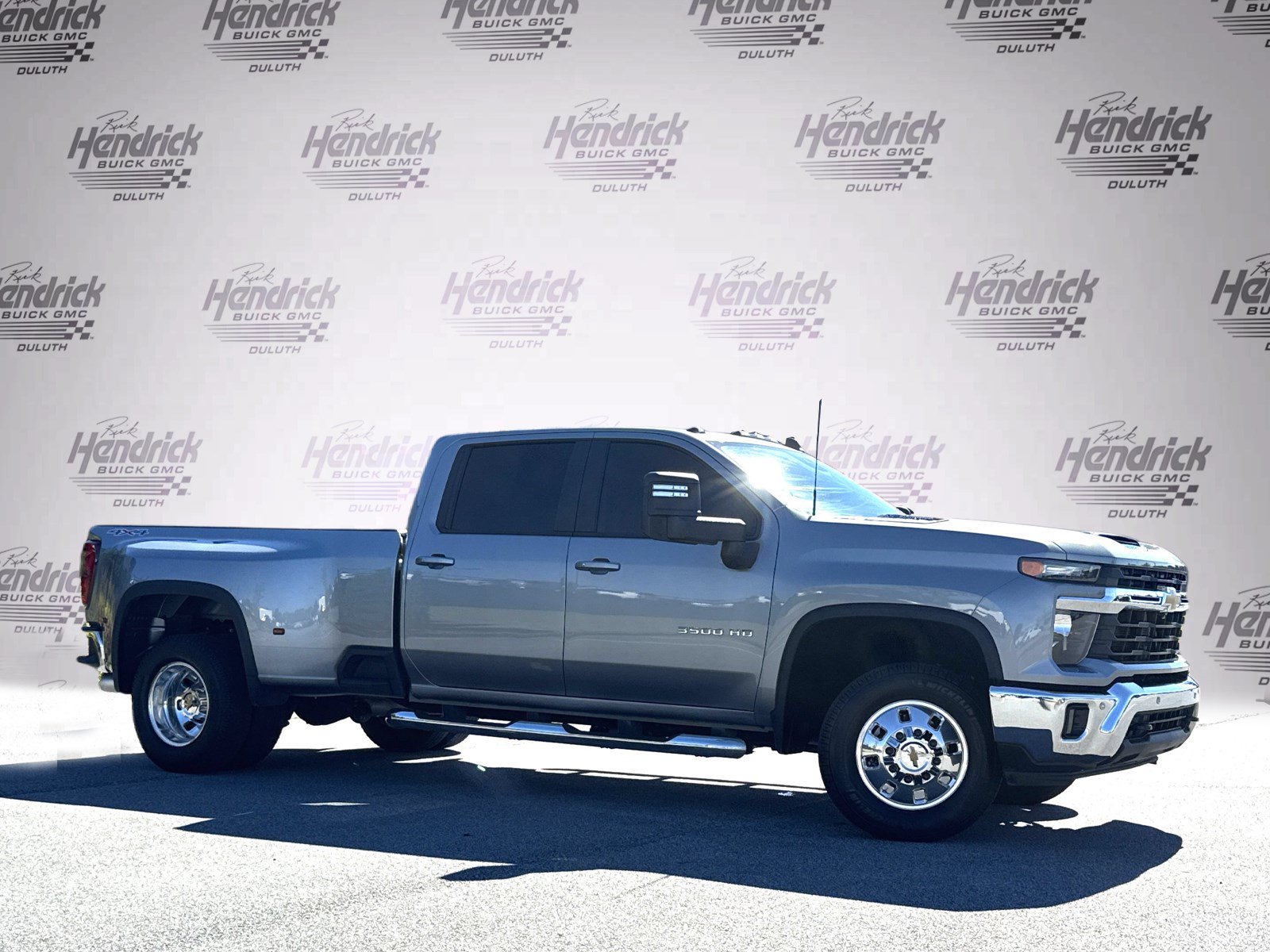 Used 2026 Chevrolet Silverado 3500 LT w/ All Star Edition AWD/4WD image 2