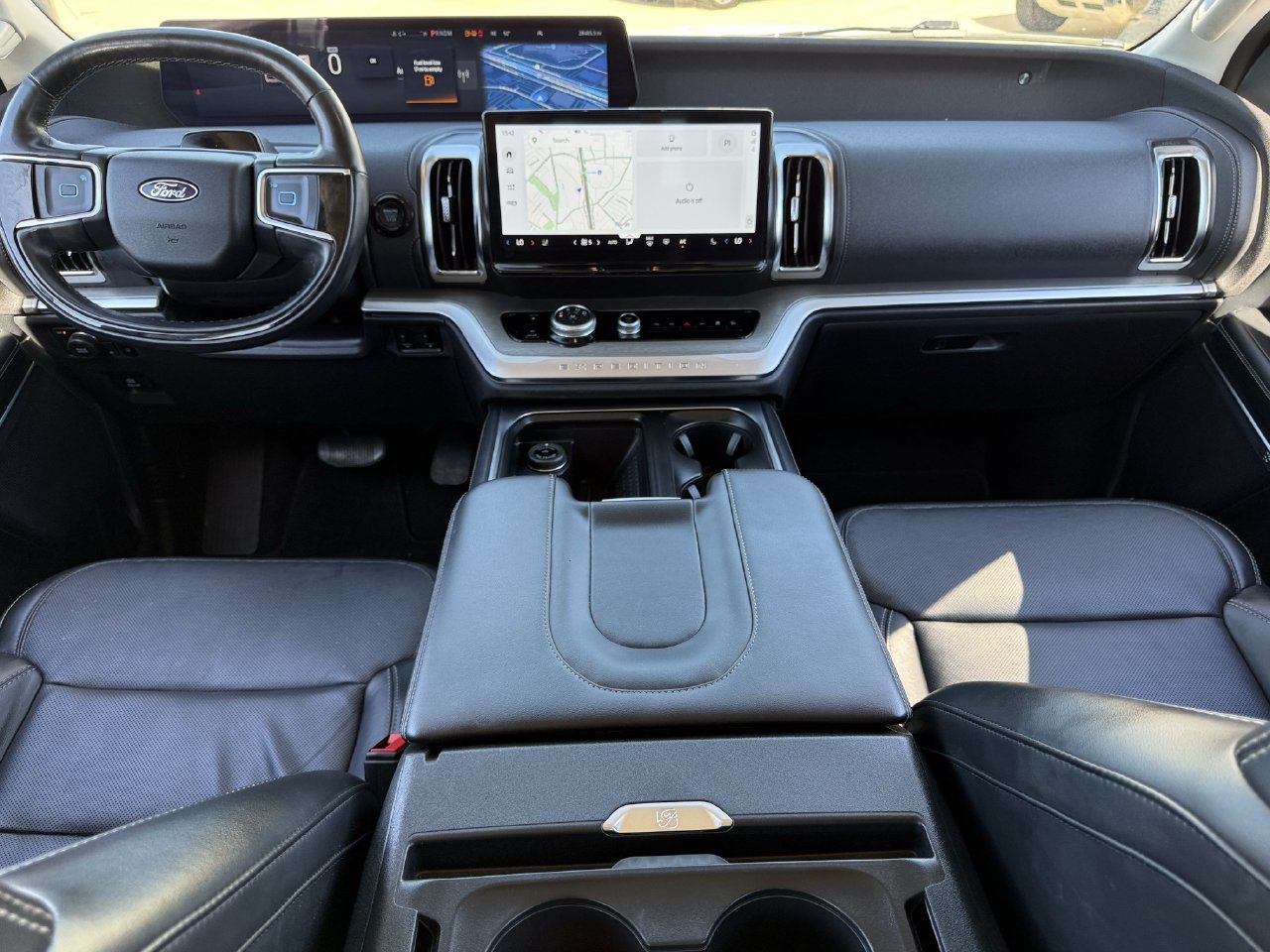 Used 2025 Ford Expedition Platinum AWD/4WD image 10