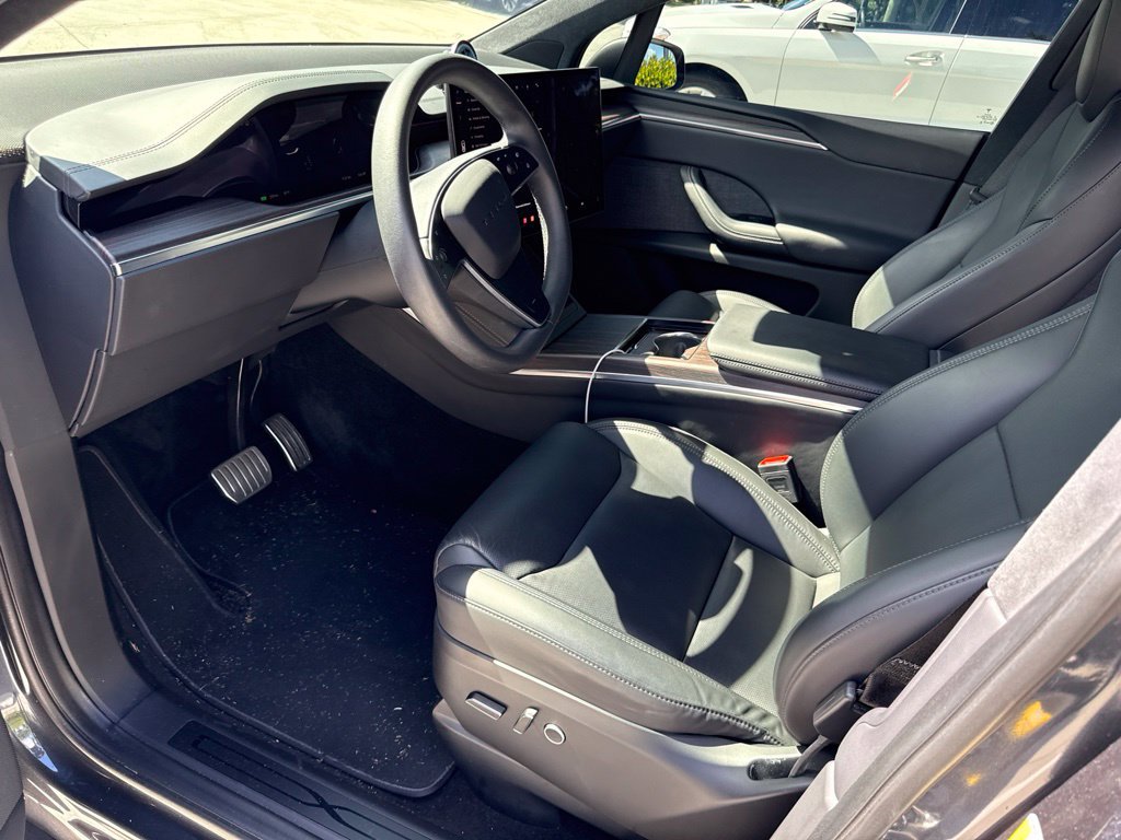 Used 2024 Tesla Model X AWD/4WD image 14