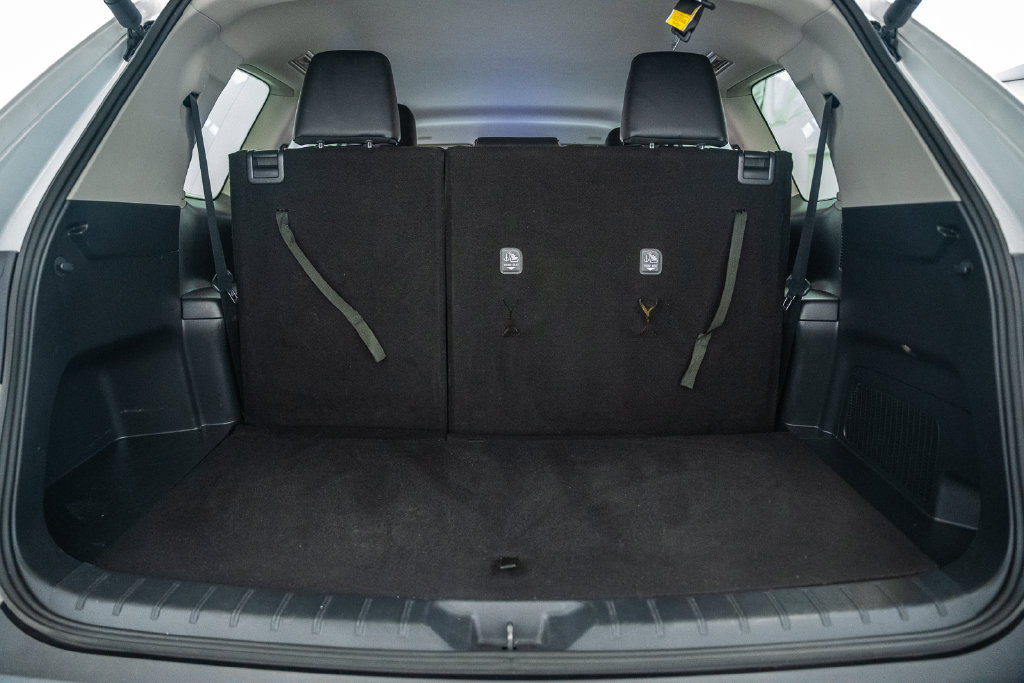 Certified 2025 Toyota Grand Highlander AWD image 12