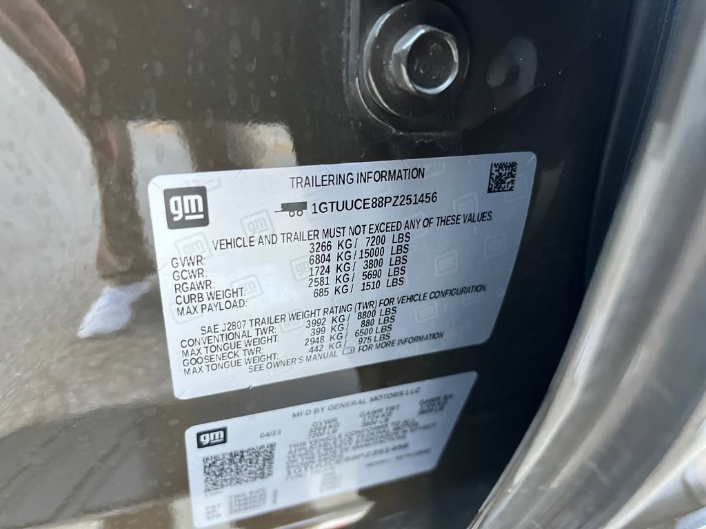 Used 2023 GMC Sierra 1500 Elevation image 30