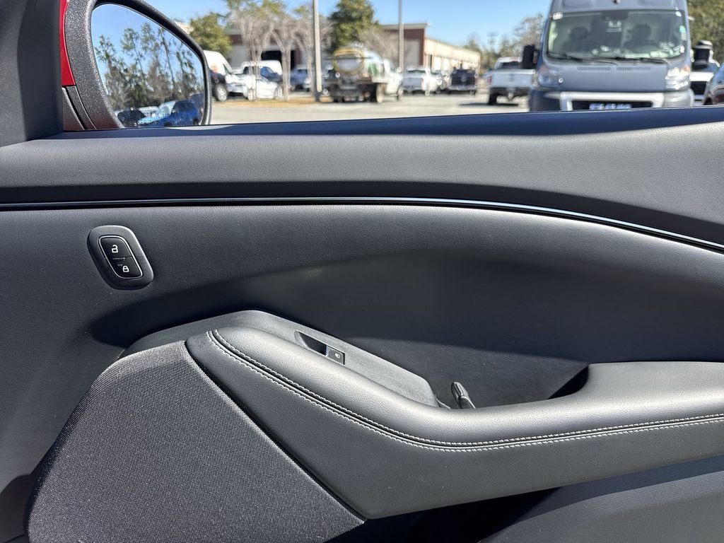 Used 2022 Ford Mustang Mach-E Select image 23