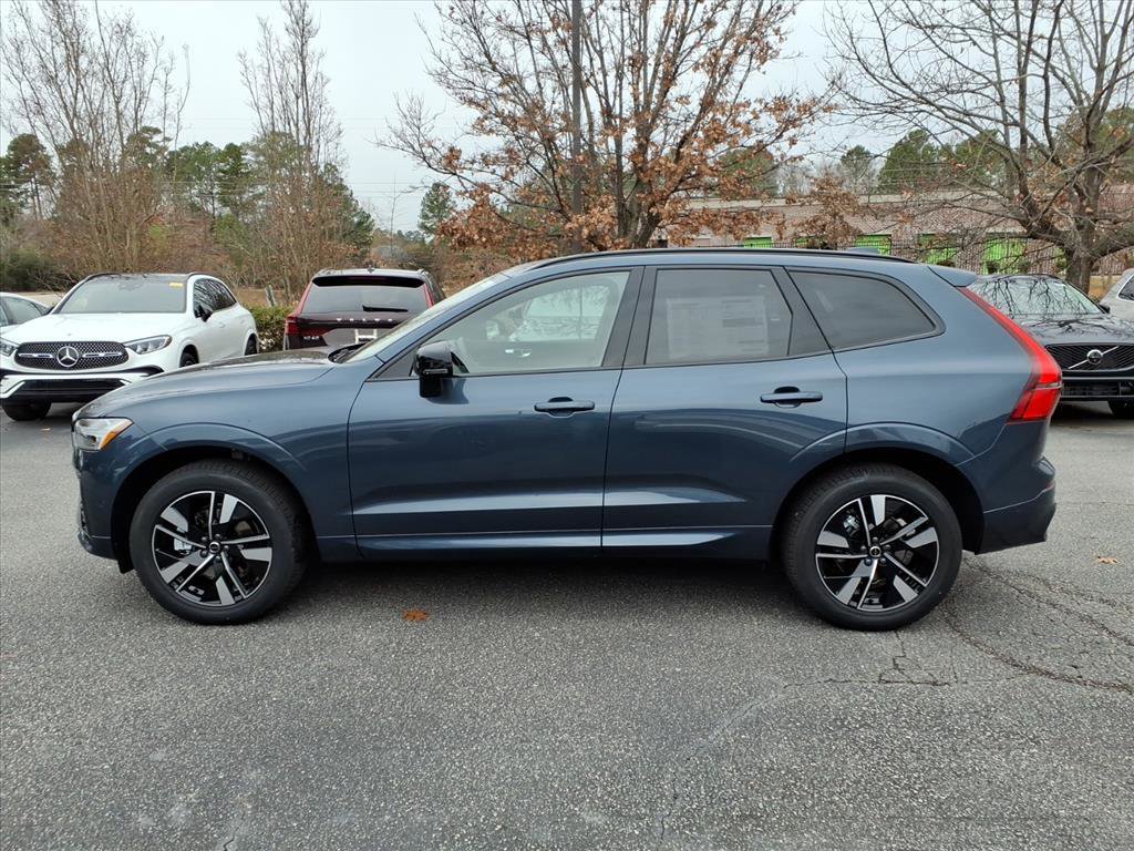 New 2026 Volvo XC60 B5 Plus w/ Protection Package Premier AWD/4WD image 8