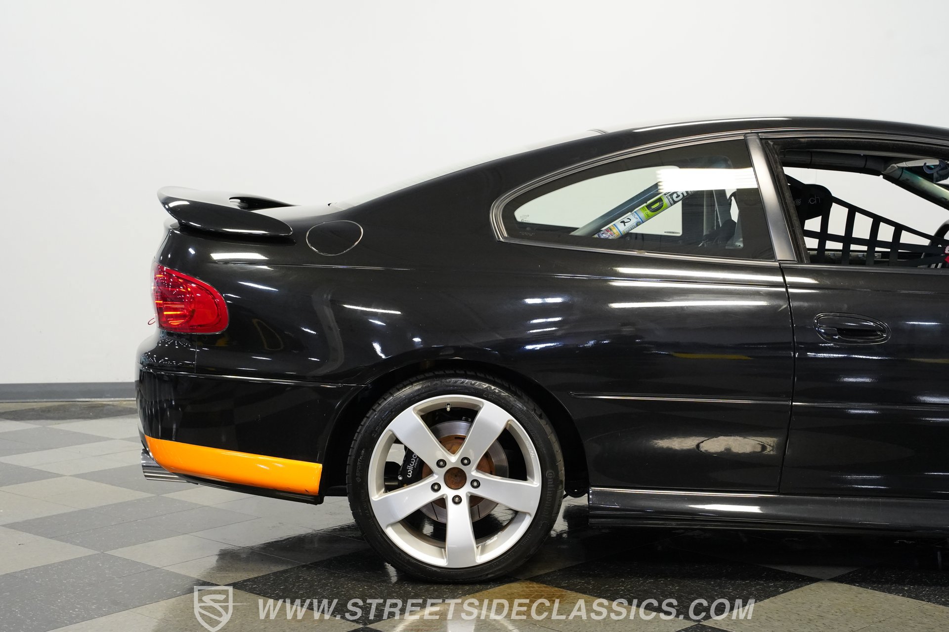 Used 2005 Pontiac GTO RWD image 30