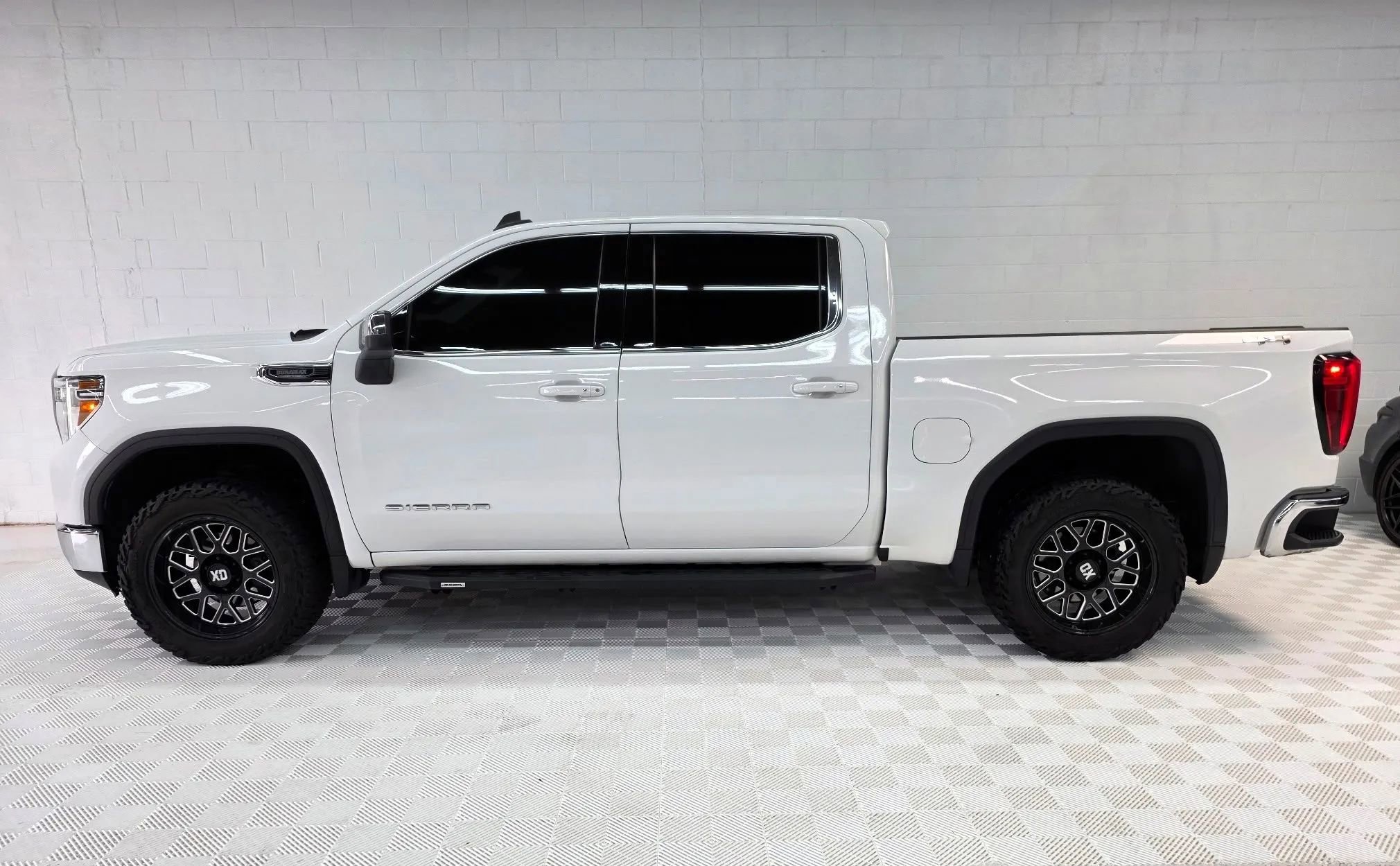 Used 2020 GMC Sierra 1500 SLE w/ SLE Value Package