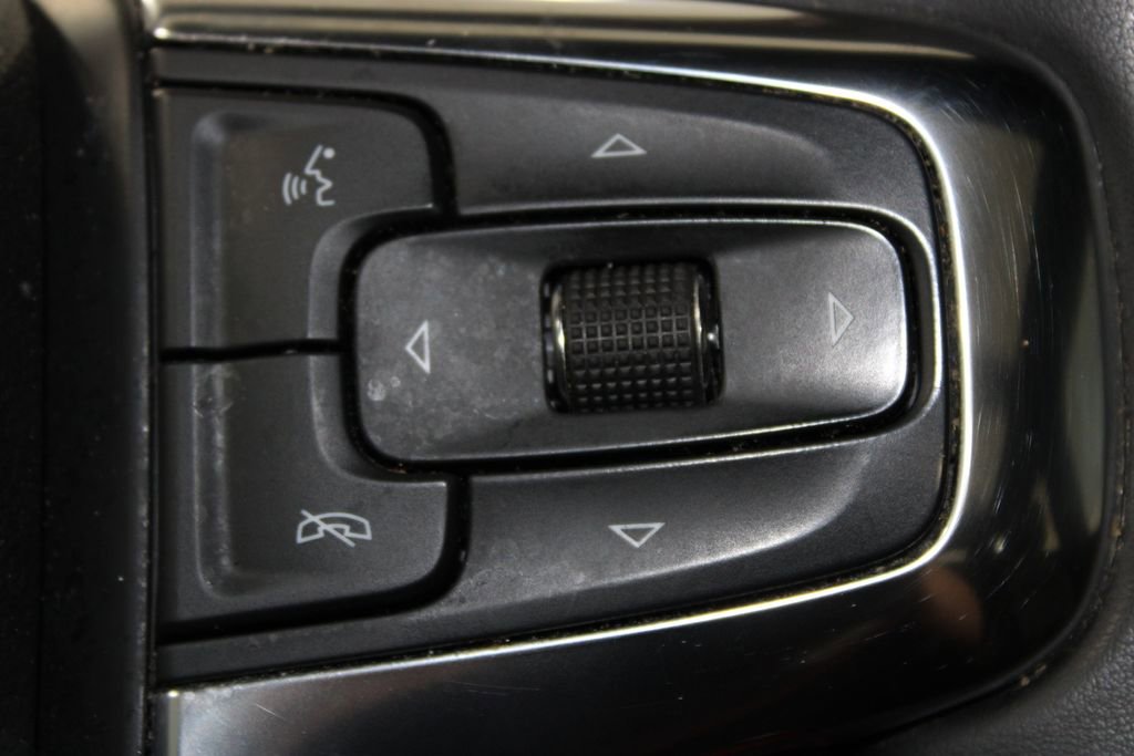 Used 2023 Chevrolet Blazer RS w/ Enhanced Convenience Package FWD image 26