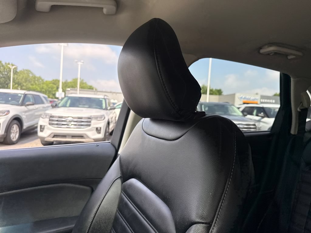Used 2019 Ford Edge SEL w/ Equipment Group 201A AWD/4WD image 35